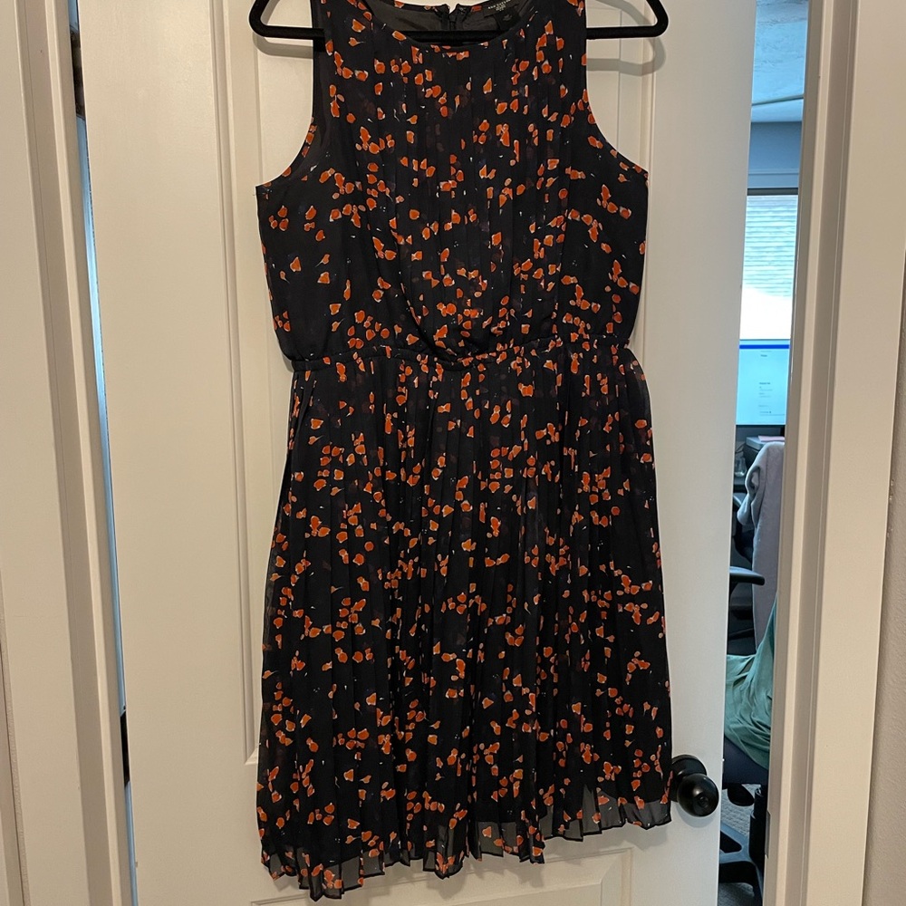 Ann Taylor women’s petite size 12 dress